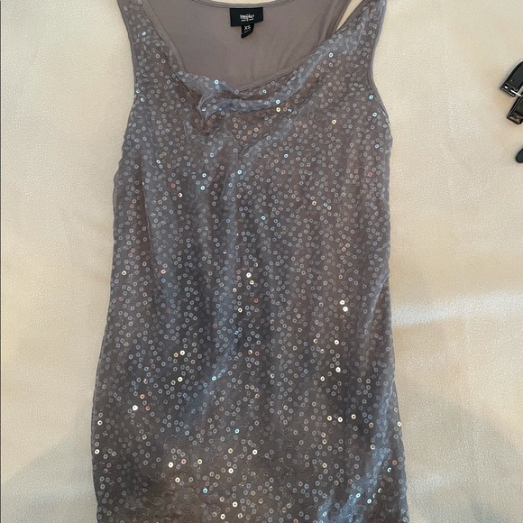 Grey sequined tank top, size XS, $10 - Picture 1 of 3